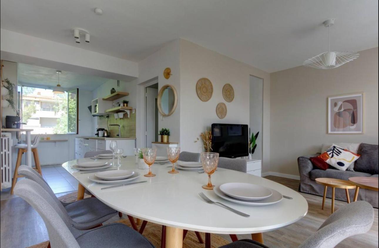Le Smile - 3 Bedrooms - 8Pers - Parking - Centre Gare Montpellier Dış mekan fotoğraf